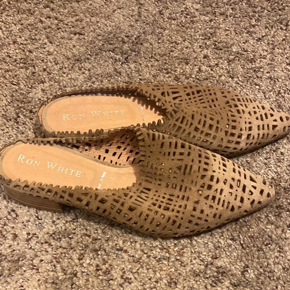 Ron White tan sandals, size 37
